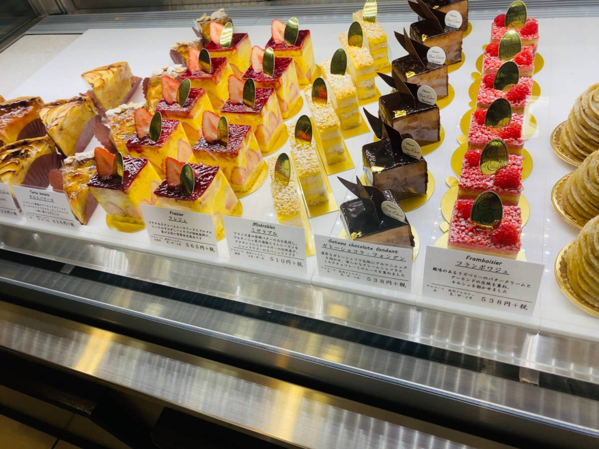 川口市の人気店『シャンドワゾー』で『ミゼラブル』『トロワショコラ』を買って食べて見た。